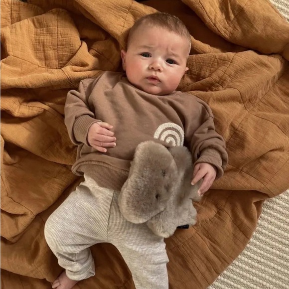 Oversize Baby Rainbow Sweatshirt - Picture 1 of 2